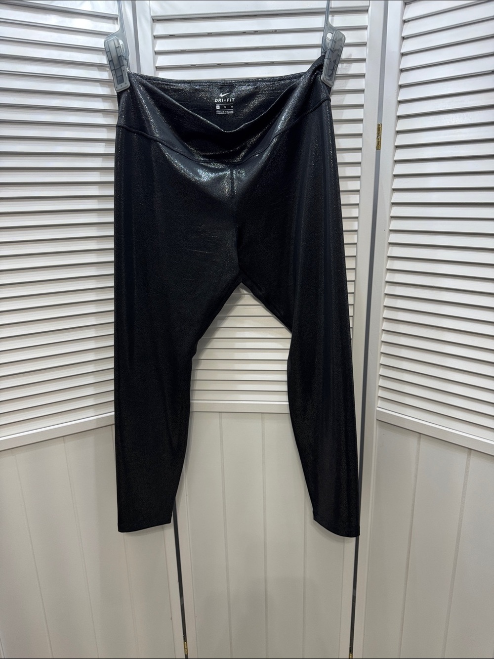 Nike Black Shiny High-Rise Leggings